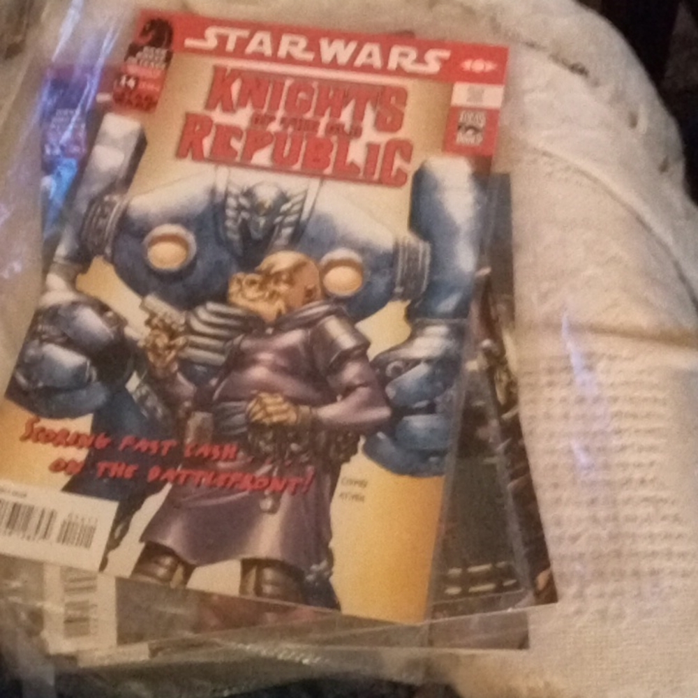 Comic Book - Picture 5 of 9